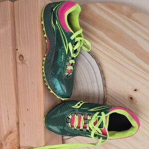 Womens Green and Pink Running Shoes